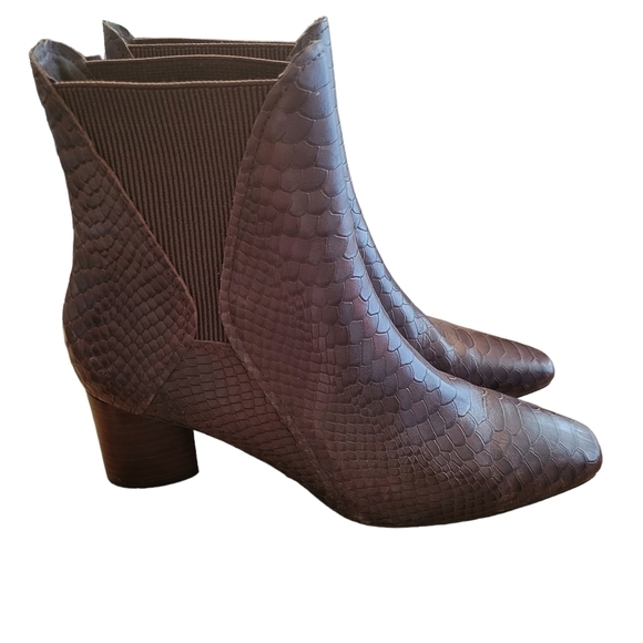 Donald Pliner Laila Booties Size 8 1/2 - Picture 2 of 8